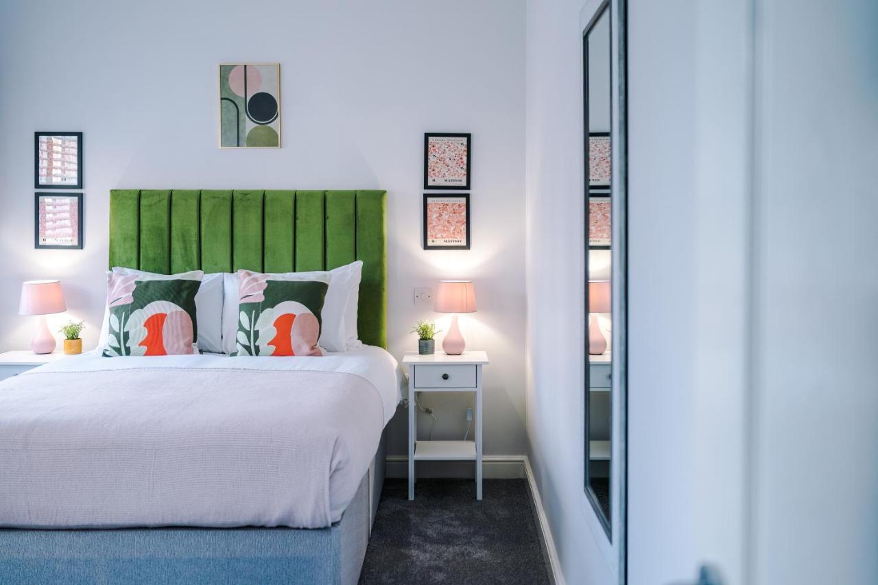 Beechwood Lodge Serviced Apartment Coventry Bagian luar foto
