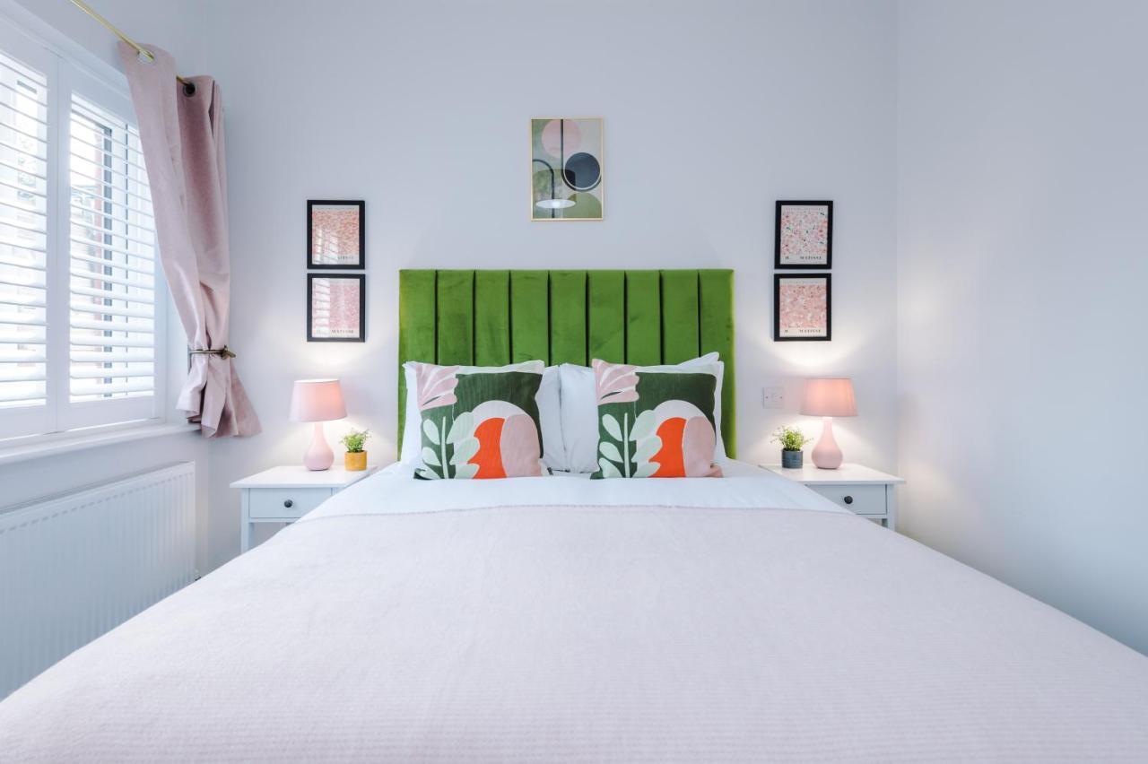 Beechwood Lodge Serviced Apartment Coventry Bagian luar foto
